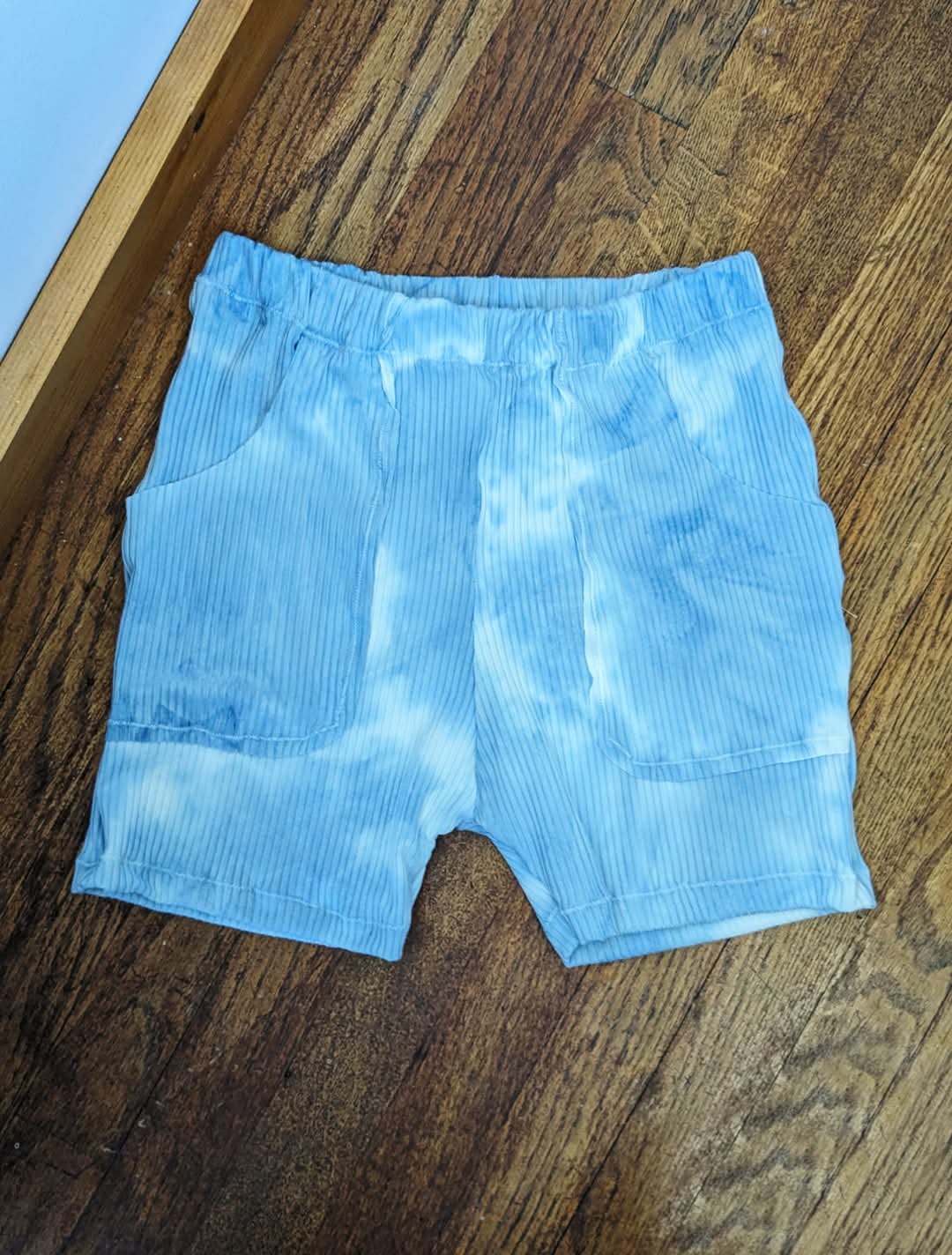 Tie-dye Shorts size 7